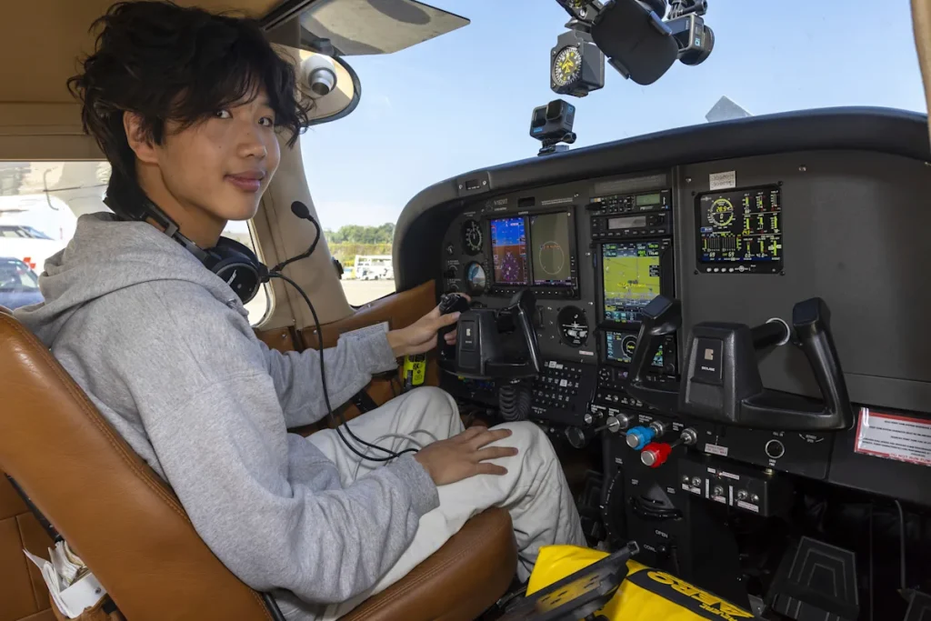 Amerykański pilot i influencer oskarżony o lądowanie bez pozwolenia na Antarktydzie osiąga porozumienie w sprawie opuszczenia Chile