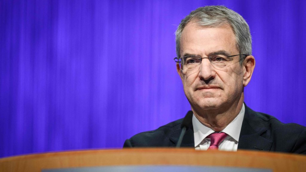 Nestlé zwalnia dyrektora generalnego po odkryciu, że utrzymywał romantyczny związek z pracownicą