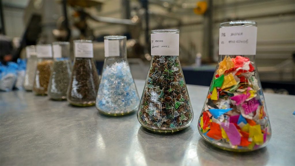 Francuska firma opracowała system, który pozwala uzyskać 99,7% czystej materii organicznej z odpadów spożywczych.